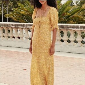 Doen Vetiver dress in golden mini earl floral sz S